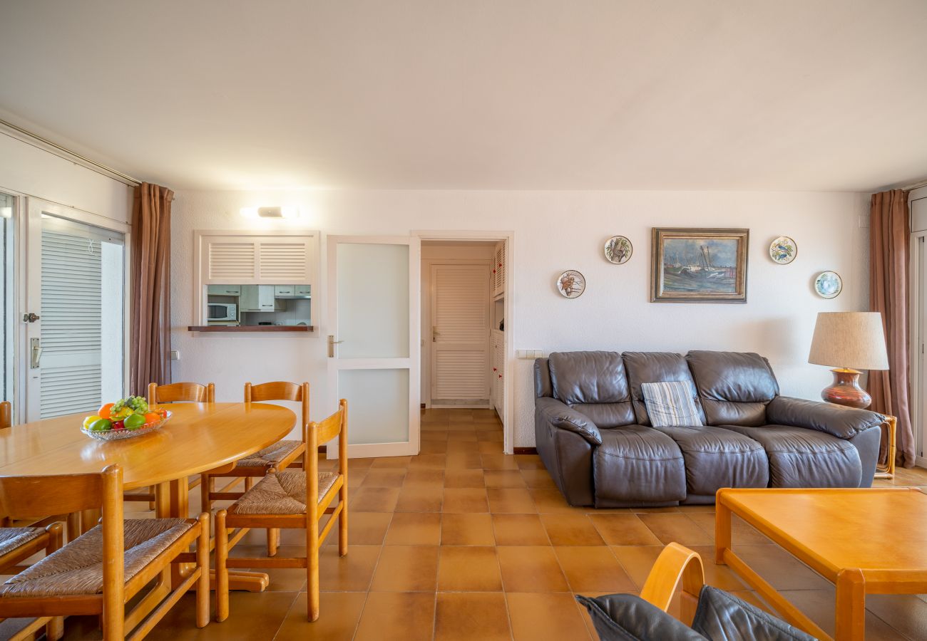 Apartment in L'Escala - Patricia