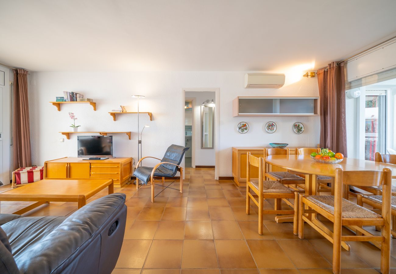 Apartment in L'Escala - Patricia